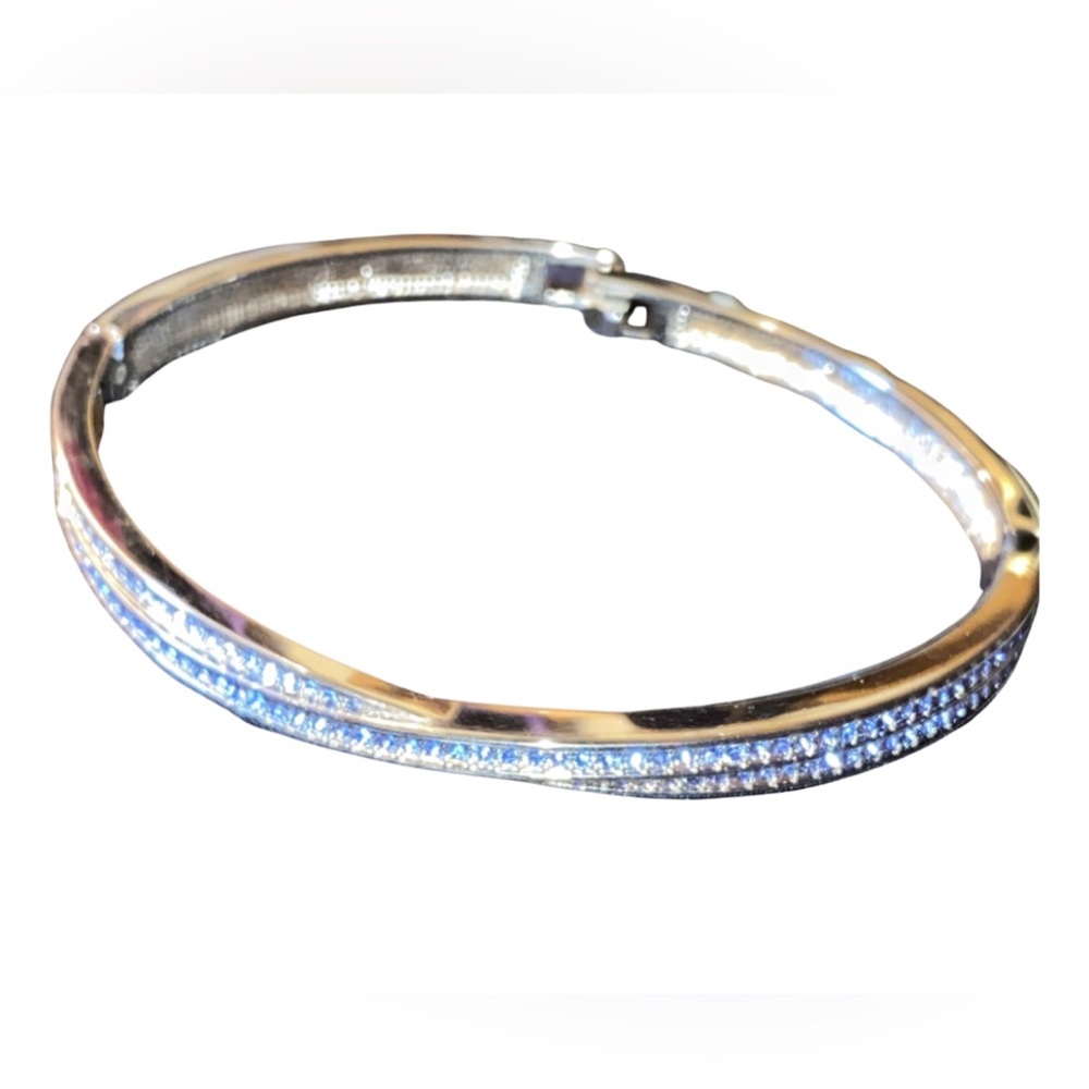 New In Box Fanci Silver Plate Aquarmarine Crystal Cuff Bracelet With Clasp Closu